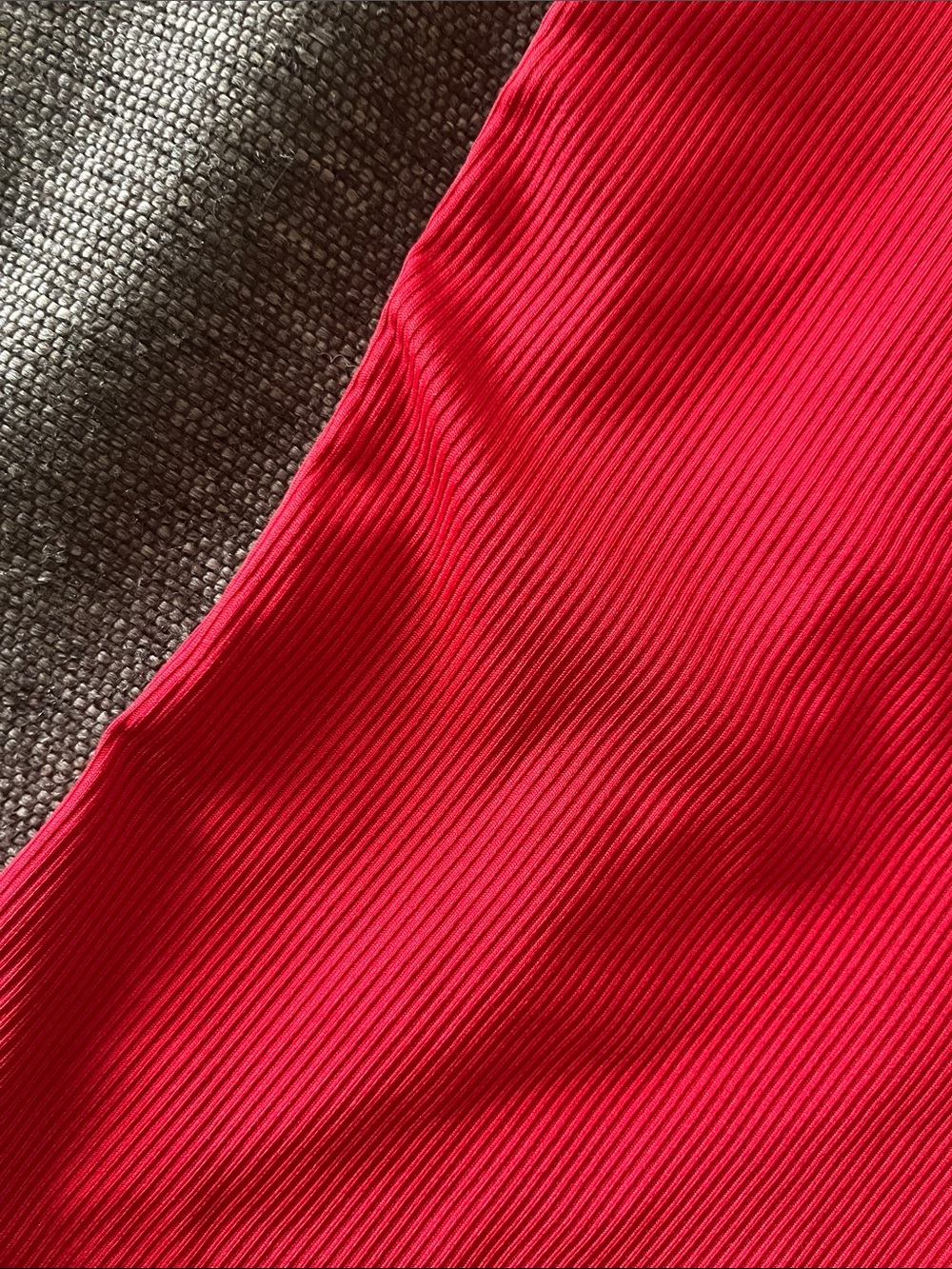 Cropped Tank - Picture 2 of 4